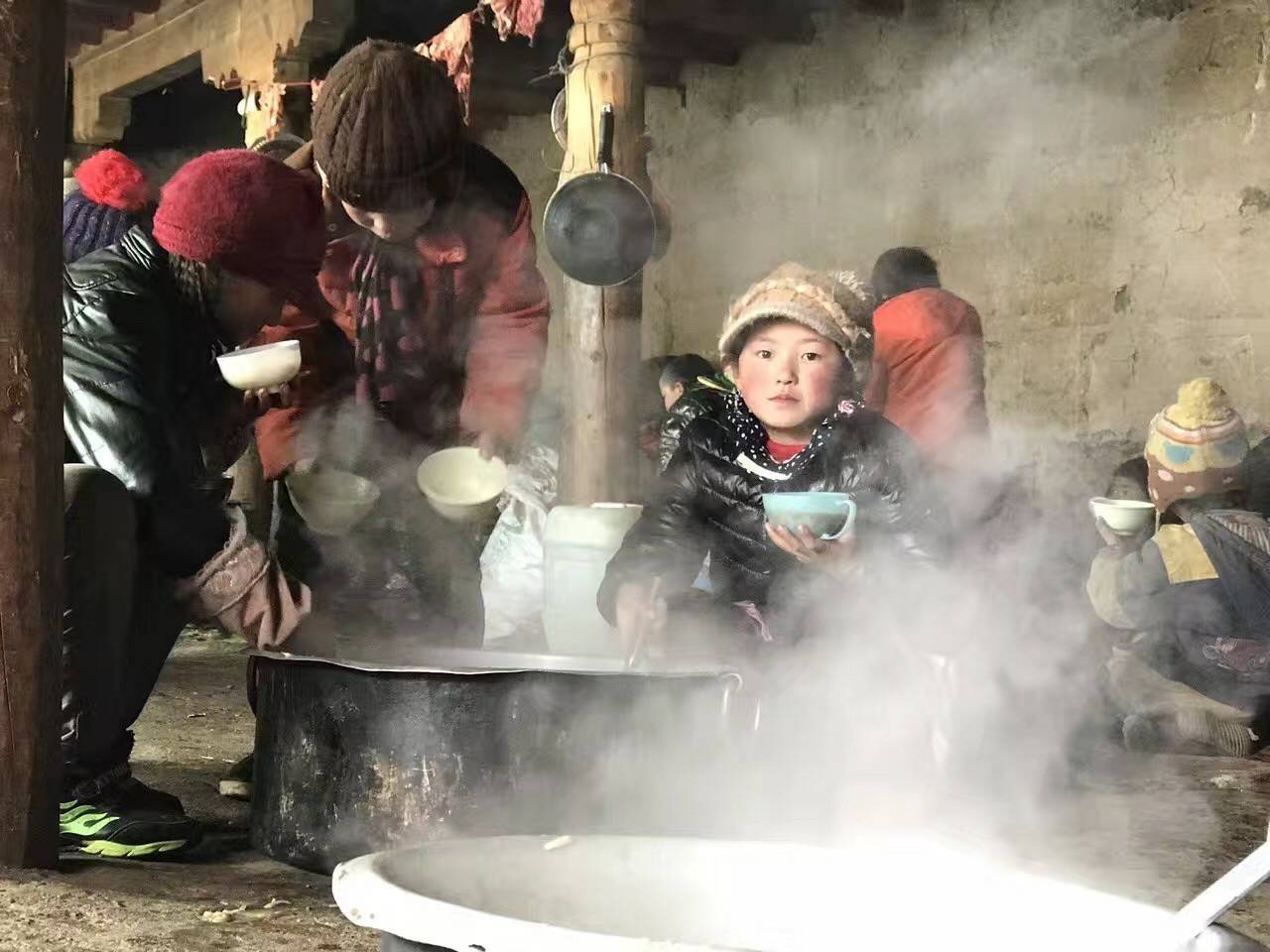 必一·运动体育平台官方网站-必一(中国)公益回顾丨家国同欢月同圆 温暖满载甘孜州(图10) 必一·运动体育平台官方网站-必一(中国)公益回顾丨家国同欢月同圆 温暖满载甘孜州(图10)